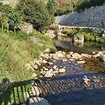 Гостевой дом Encosta Da Serra Сабугейру