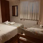 ゲストハウス Encosta Da Serra