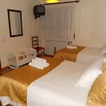 Encosta Da Serra Gasthof