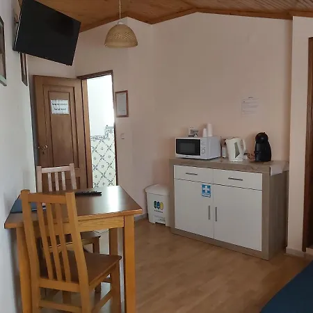 Encosta Da Serra Gæstehus