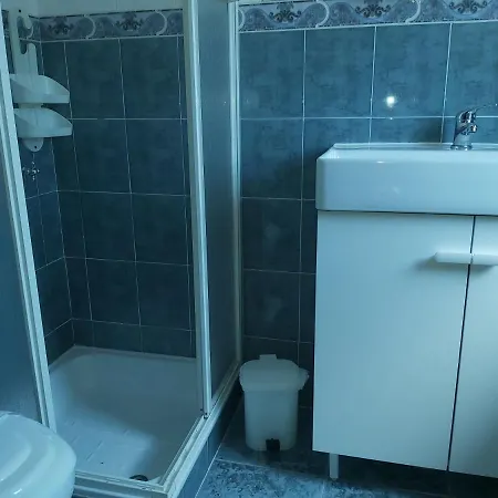 Encosta Da Serra בית הארחה סאבוגיירו