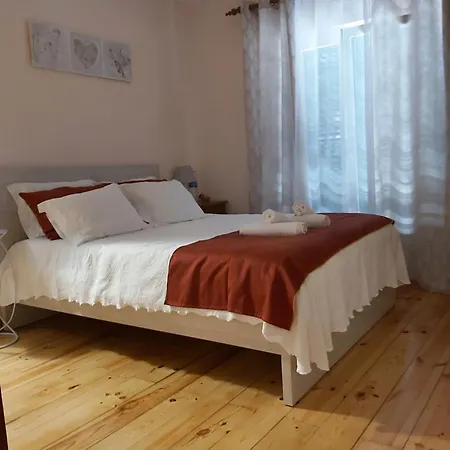 Encosta Da Serra Casa de hóspedes *