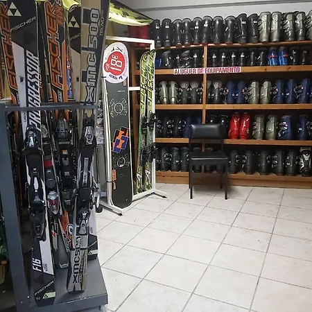 Encosta Da Serra בית הארחה