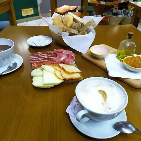Encosta Da Serra 3*