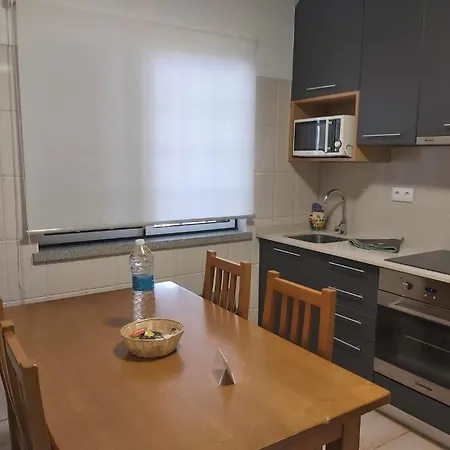 Encosta Da Serra סאבוגיירו