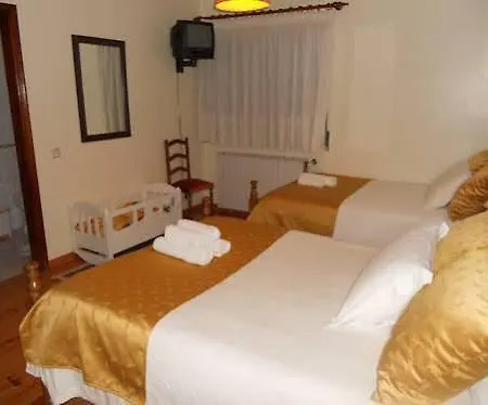 Encosta Da Serra בית הארחה