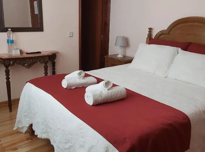 Encosta Da Serra Sabugueiro (Guarda)