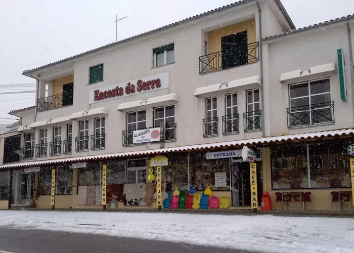 Pensjonat Encosta Da Serra Sabugueiro (Guarda)